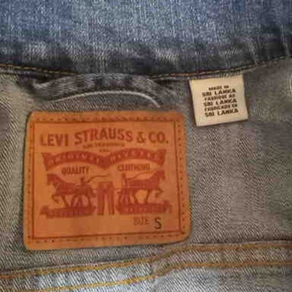 Levi's Denim Jacket - Picture 4 of 5